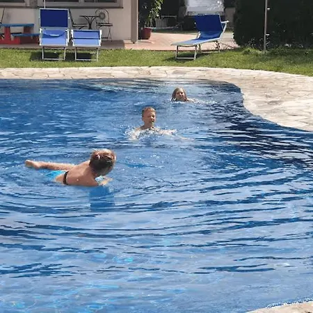4 Villa-with-pool Prázdninový dům